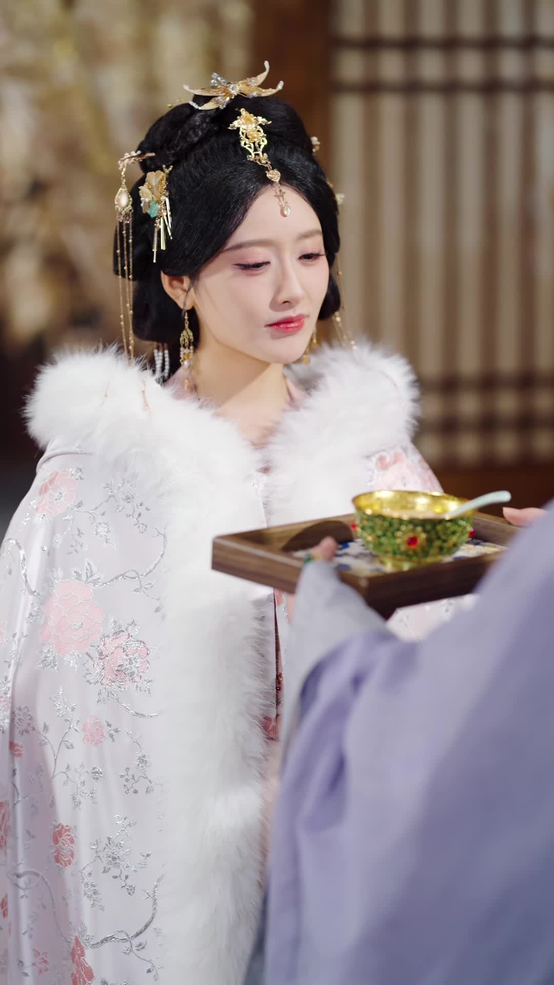 Episode 4 - An Empress in a Weak Wife's Body